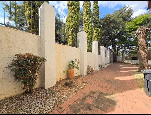 5 BEDROOM PROPERTY TO RENT IN STERREWAG